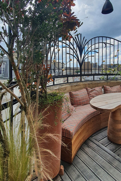 Rue de Grenelle - Paris - © Solstice